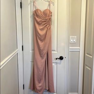 SOLD Long Formal Dress > Size 4 > Light Pink > Strapless/Padded